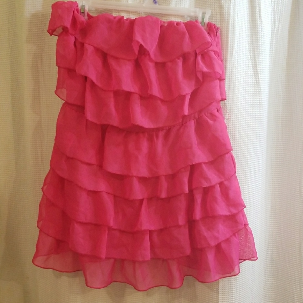 Cute ruffled top